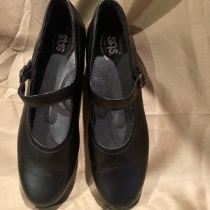 SAS Black Mary Jane flats.